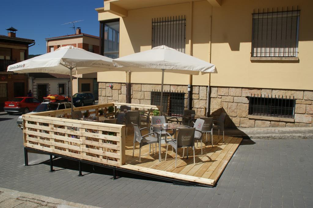 Hostal La Tablada Navaleno Buitenkant foto